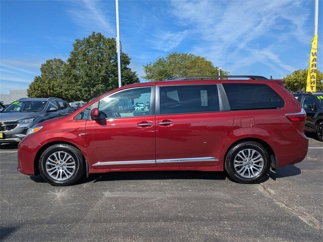 Photo of 2020 Salsa Red Pearl Toyota Sienna