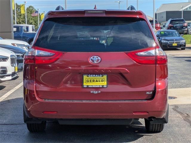 Photo of 2020 Salsa Red Pearl Toyota Sienna