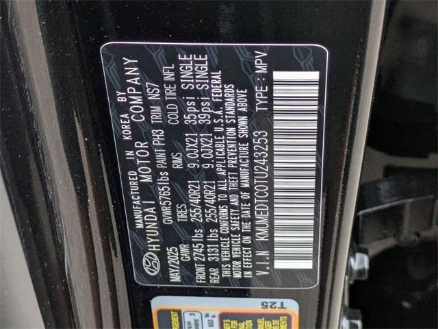 Photo of 2026 Vik Black Genesis GV70