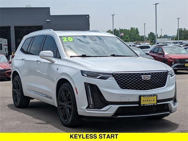Photo of 2020 Crystal White Tricoat Cadillac XT6