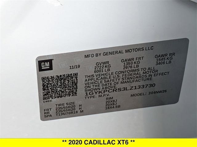 Photo of 2020 Crystal White Tricoat Cadillac XT6