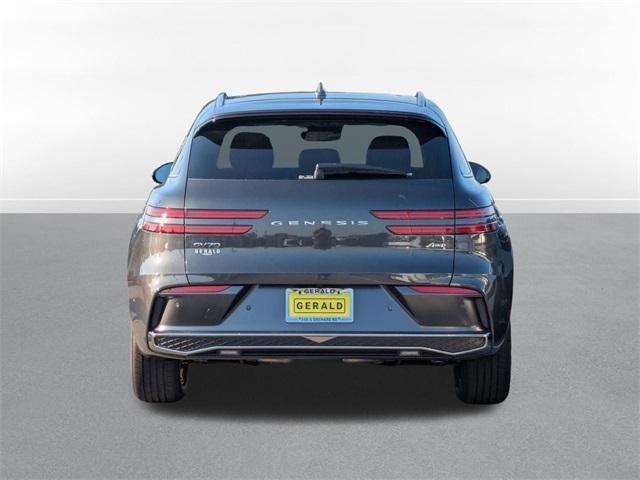 Photo of 2026 Makalu Gray Genesis GV70