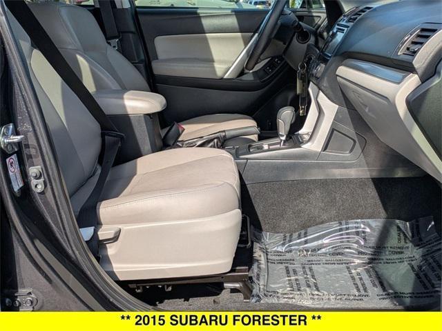 Photo of 2015 Dark Gray Metallic Subaru Forester