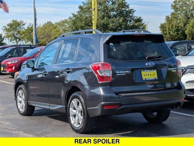Photo of 2015 Dark Gray Metallic Subaru Forester