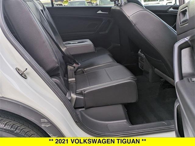 Photo of 2021 Pure White Volkswagen Tiguan