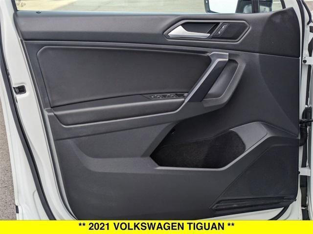 Photo of 2021 Pure White Volkswagen Tiguan