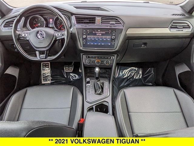 Photo of 2021 Pure White Volkswagen Tiguan