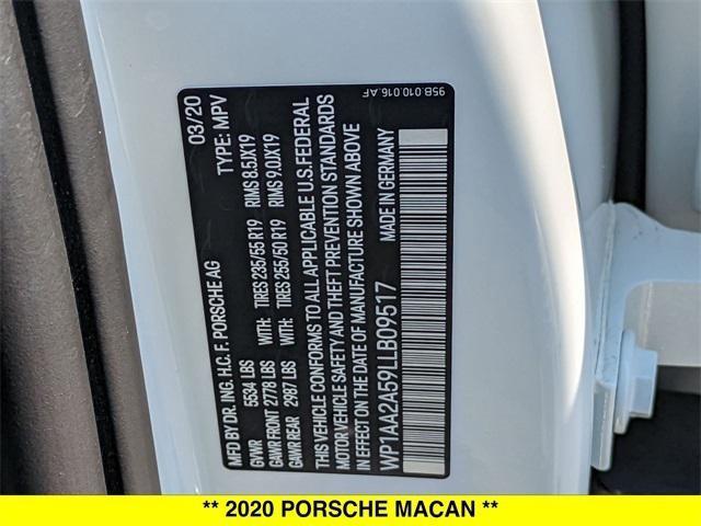 Photo of 2020 White Porsche Macan