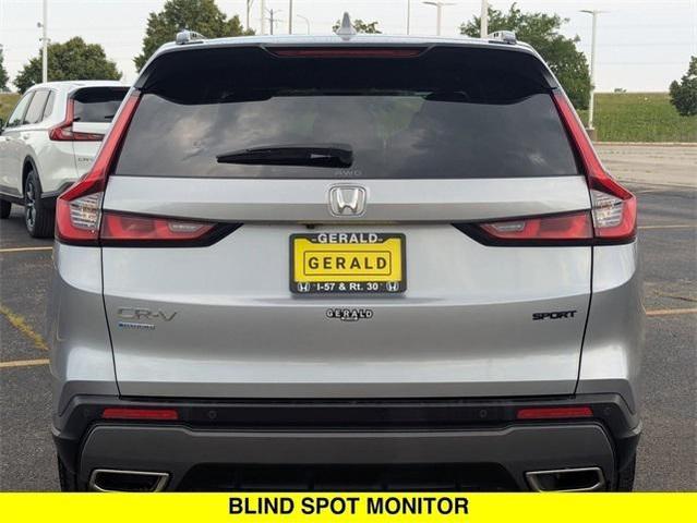 Photo of 2024 Lunar Silver Metallic Honda CR-V Hybrid
