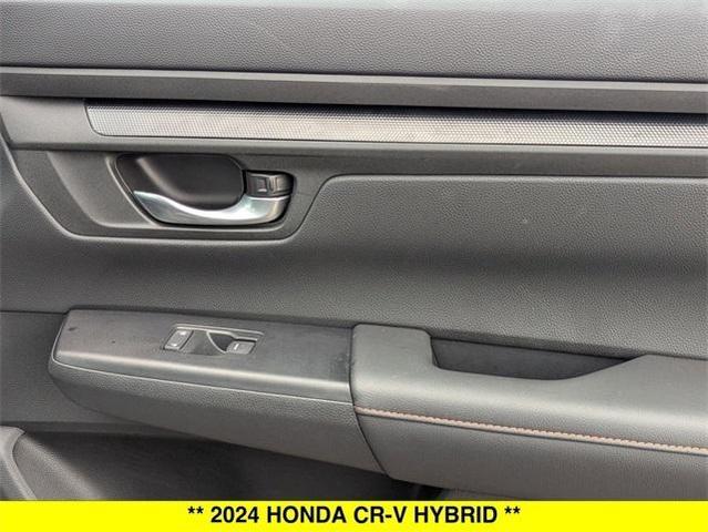 Photo of 2024 Lunar Silver Metallic Honda CR-V Hybrid