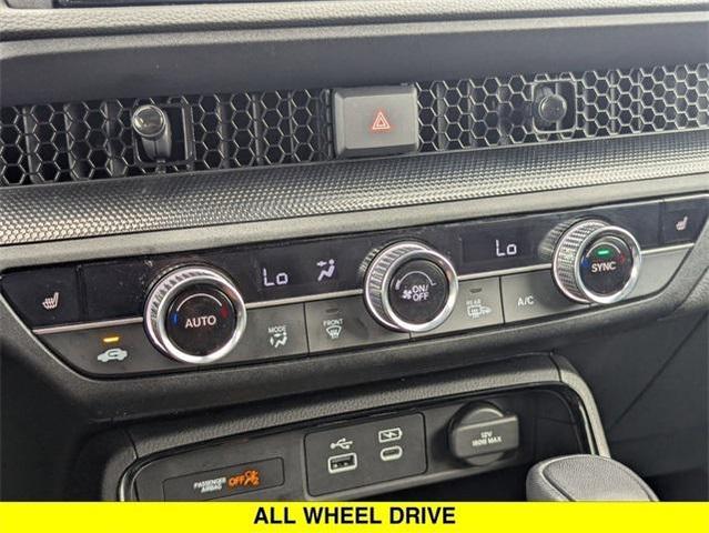 Photo of 2024 Lunar Silver Metallic Honda CR-V Hybrid