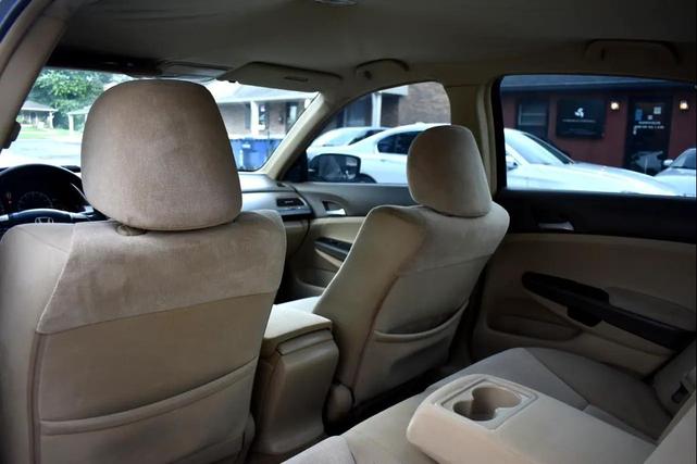 Photo of 2009 Crystal Black Pearl Honda Accord