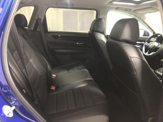 Photo of 2025 sparkle silver metallic Honda CR-V