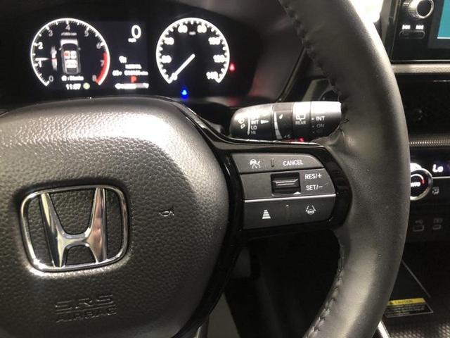 Photo of 2025 sparkle silver metallic Honda CR-V