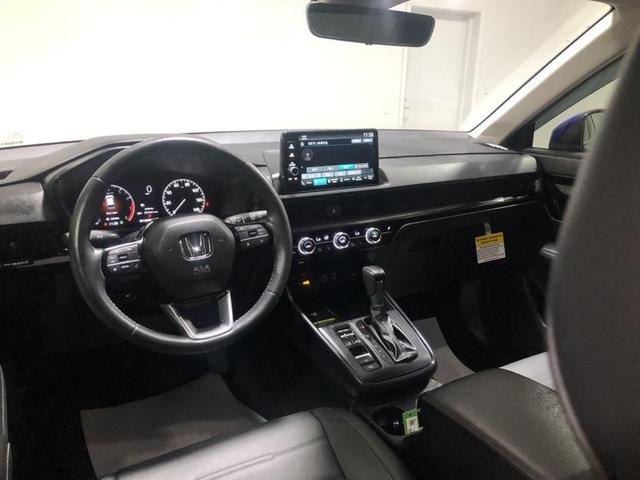 Photo of 2025 sparkle silver metallic Honda CR-V
