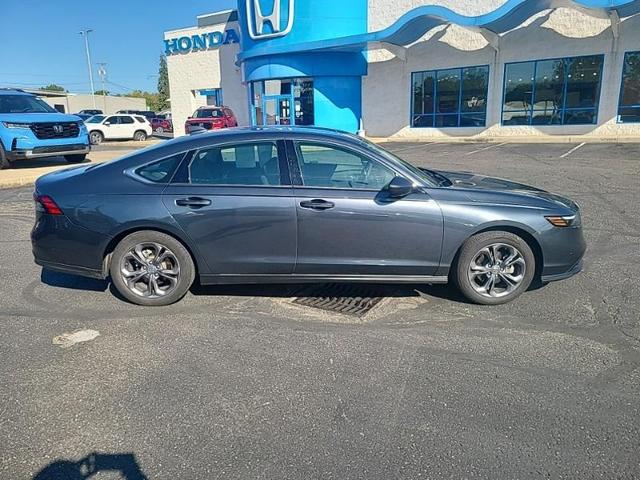 Photo of 2023 Meteorite Gray Metallic Honda Accord