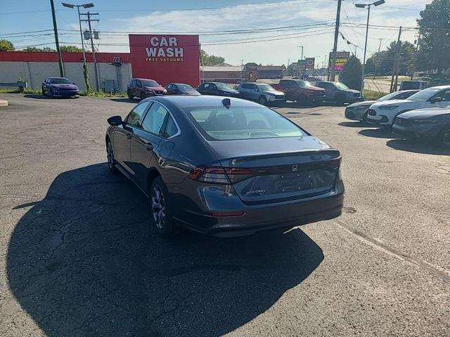 Photo of 2023 Meteorite Gray Metallic Honda Accord