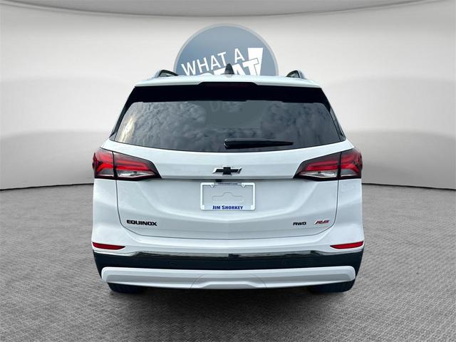 Photo of 2023 Summit White Chevrolet Equinox
