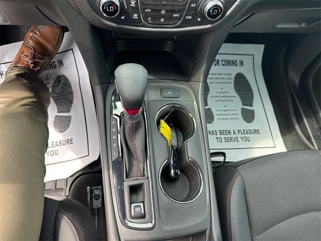 Photo of 2023 Summit White Chevrolet Equinox