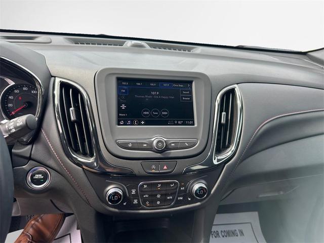 Photo of 2023 Summit White Chevrolet Equinox