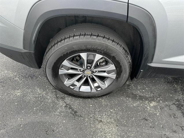 Photo of 2025 Sterling Gray Metallic Chevrolet Equinox
