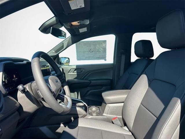 Photo of 2026 Black Chevrolet Colorado