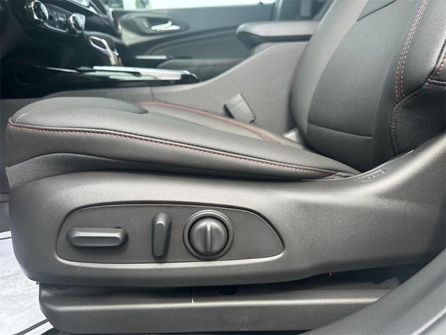 Photo of 2025 Sterling Gray Metallic Chevrolet Trax