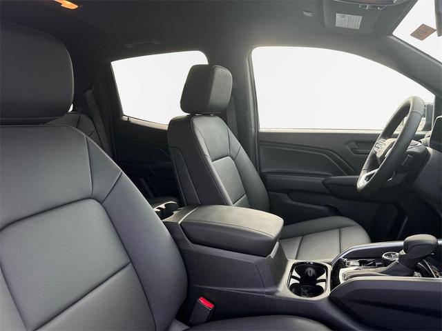 Photo of 2025 Black Chevrolet Colorado