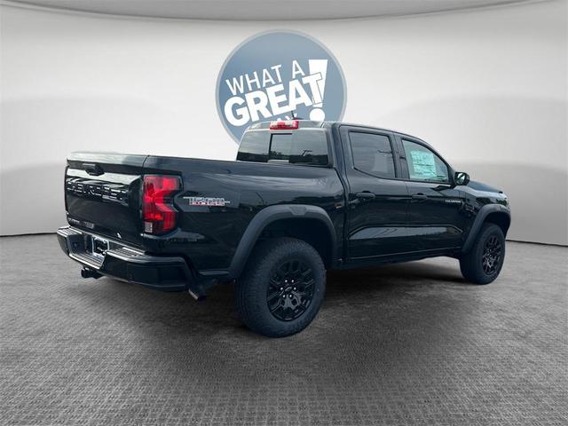 Photo of 2025 Black Chevrolet Colorado