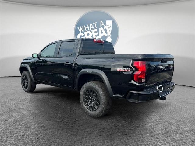 Photo of 2025 Black Chevrolet Colorado