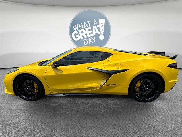 Photo of 2025 Competition Yellow Tintcoat Metallic Chevrolet Corvette