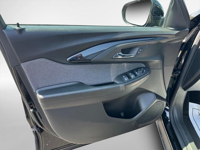 Photo of 2022 Mosaic Black Metallic Chevrolet Trailblazer