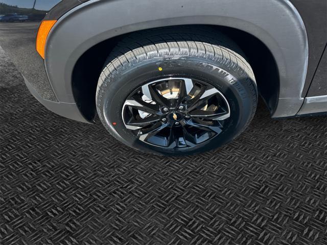 Photo of 2022 Mosaic Black Metallic Chevrolet Trailblazer