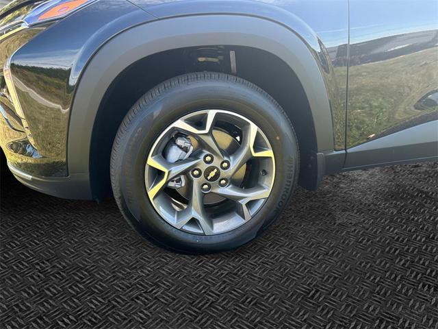 Photo of 2025 Mosaic Black Metallic Chevrolet Trax