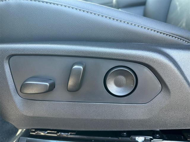 Photo of 2026 Sterling Gray Metallic Chevrolet Colorado