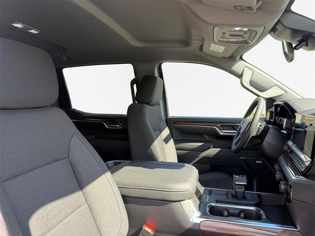 Photo of 2026 White Sands Chevrolet Silverado 1500