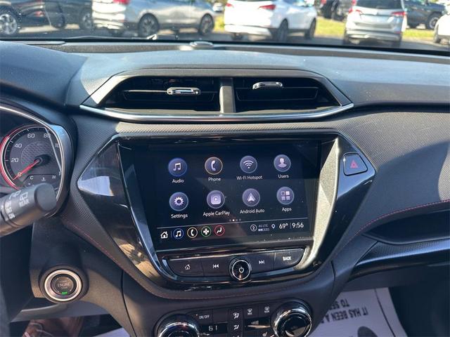 Photo of 2021 Summit White Chevrolet Trailblazer