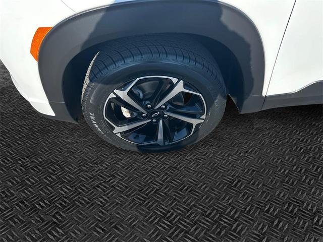 Photo of 2021 Summit White Chevrolet Trailblazer