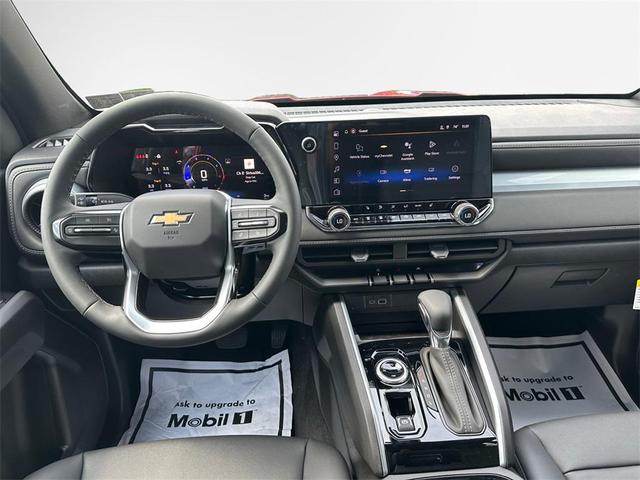 Photo of 2025 Radiant Red Tintcoat Chevrolet Colorado