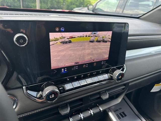 Photo of 2025 Radiant Red Tintcoat Chevrolet Colorado