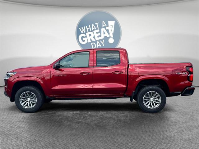 Photo of 2025 Radiant Red Tintcoat Chevrolet Colorado