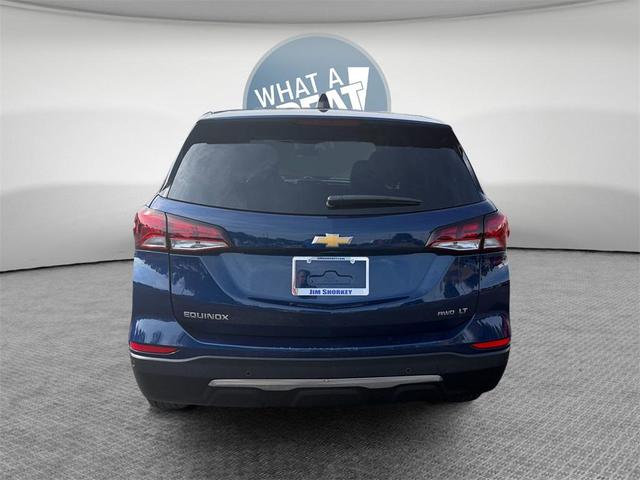 Photo of 2022 Blue Glow Metallic Chevrolet Equinox