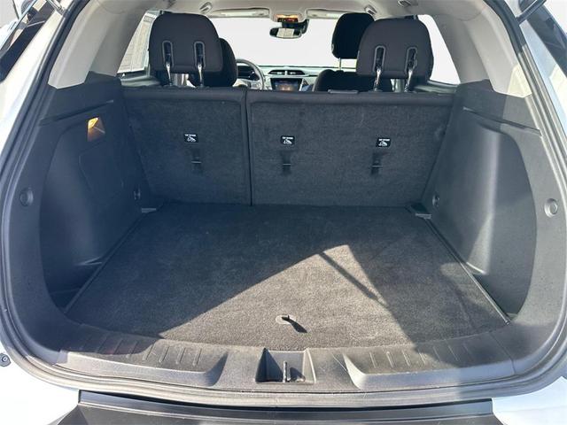 Photo of 2022 Summit White Chevrolet Trailblazer