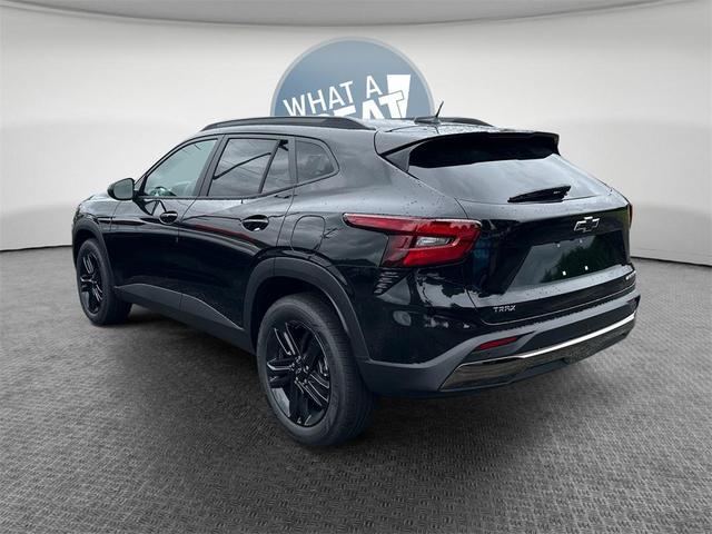 Photo of 2025 Mosaic Black Metallic Chevrolet Trax