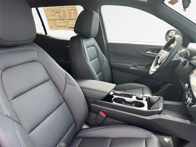 Photo of 2026 Mosaic Black Metallic Chevrolet Equinox