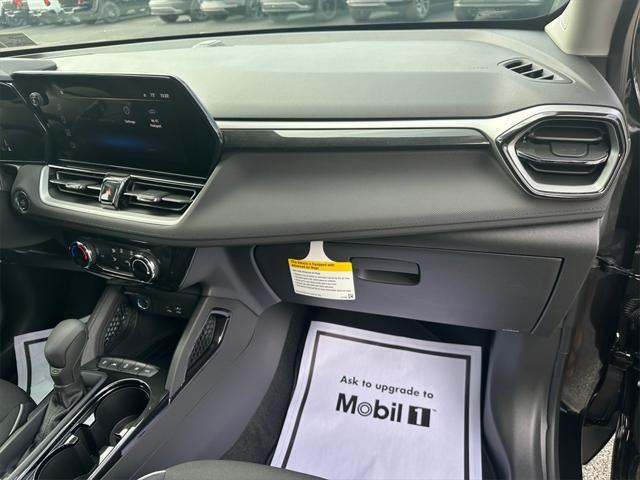 Photo of 2026 Mosaic Black Metallic Chevrolet Trailblazer