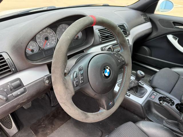 Photo of 2005 Alpine White BMW M3