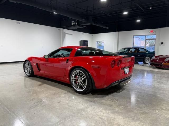 Photo of 2009 Victory Red Chevrolet Corvette