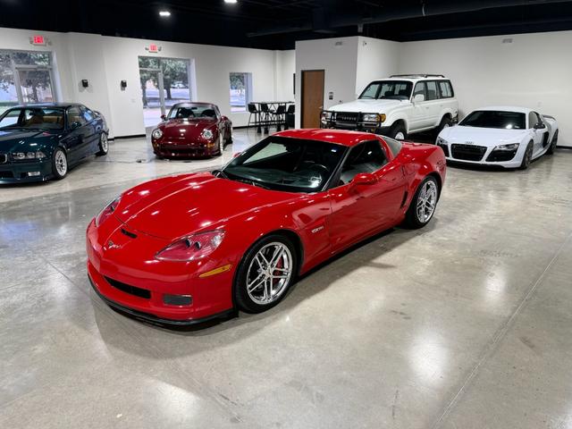 Photo of 2009 Victory Red Chevrolet Corvette