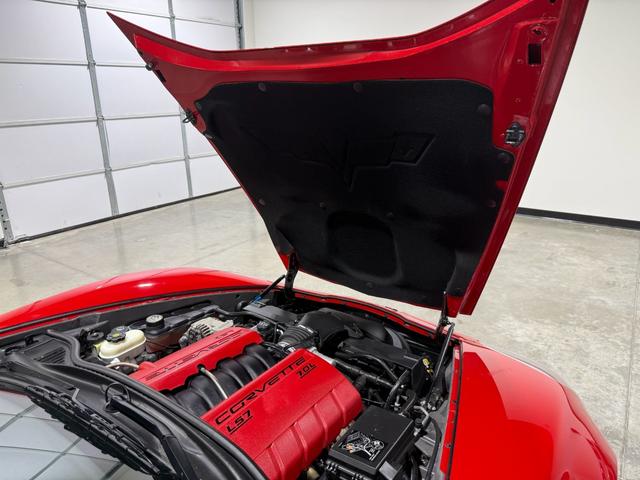 Photo of 2009 Victory Red Chevrolet Corvette